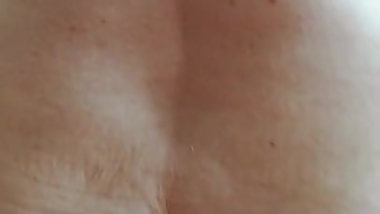 Blonde Milf reitet weiter